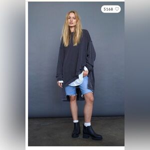 EUC Free People Iggy Sweatshirt. Size Small, Black